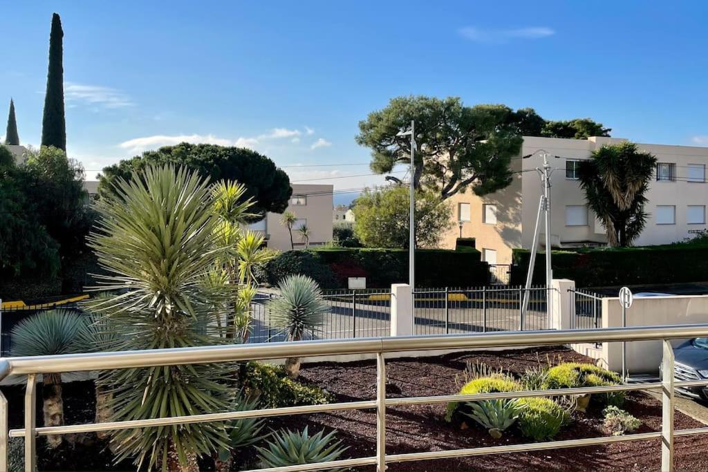 17 - Appartement Neuf, Parking Terrasse Et Jolie Vue Bandol Εξωτερικό φωτογραφία