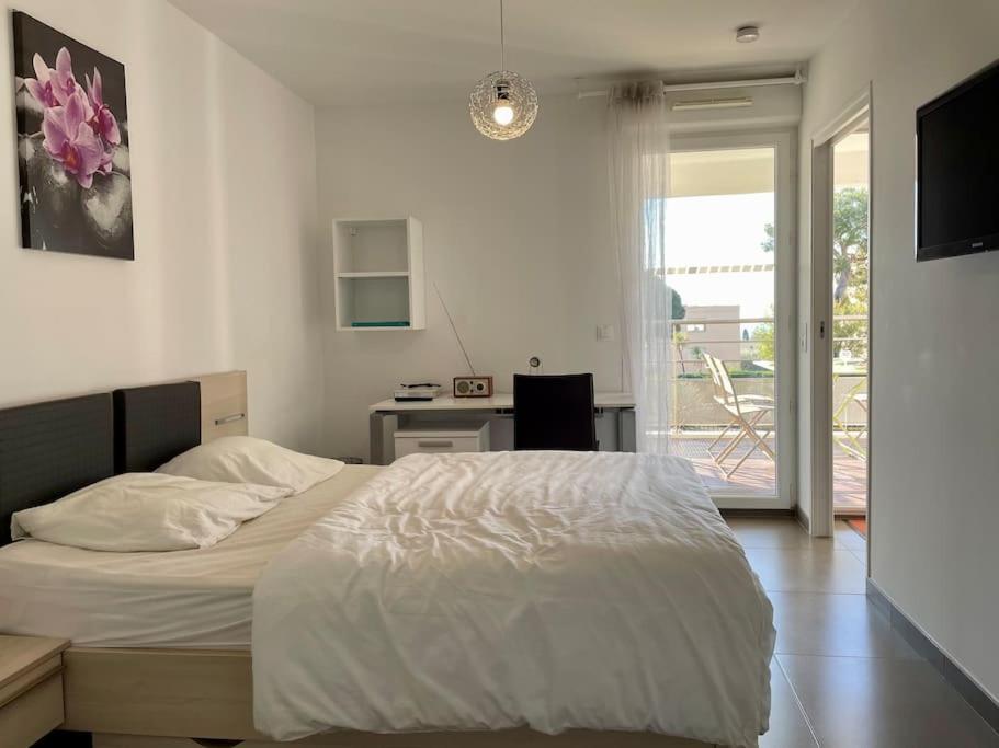 17 - Appartement Neuf, Parking Terrasse Et Jolie Vue Bandol Εξωτερικό φωτογραφία