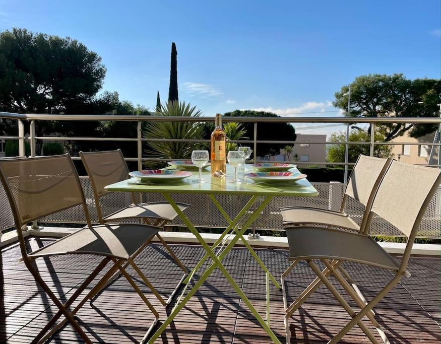 17 - Appartement Neuf, Parking Terrasse Et Jolie Vue Bandol Εξωτερικό φωτογραφία