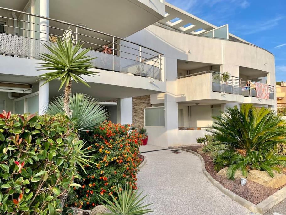 17 - Appartement Neuf, Parking Terrasse Et Jolie Vue Bandol Εξωτερικό φωτογραφία